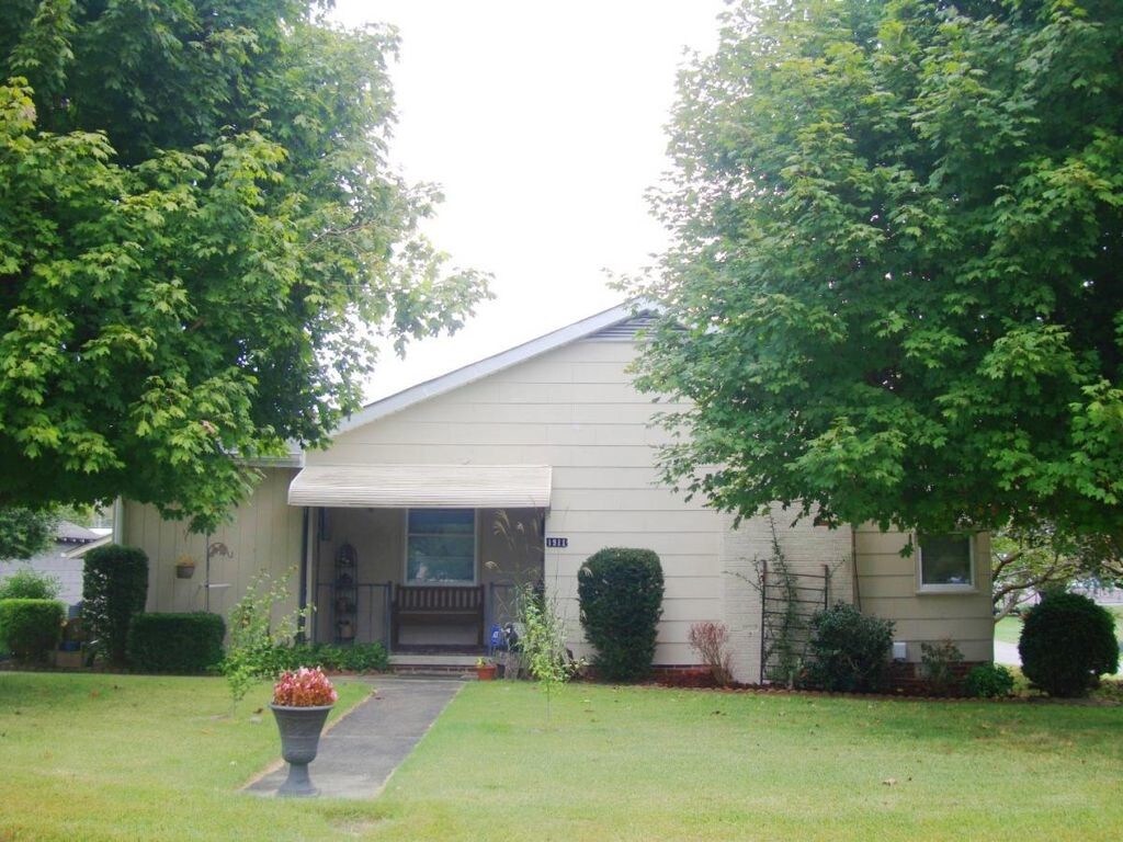 1911 S Lake Ave, Corbin, KY 40701 House Rental in Corbin, KY