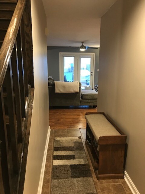 Primary Photo - 1407 W Westwind Ct