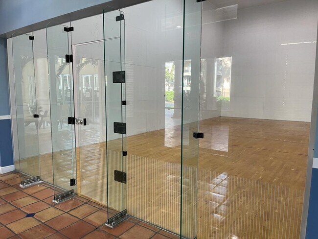 Foto del edificio - 220 SW 116th Ave