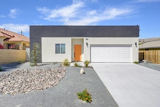 Building Photo - 66274-274 Hacienda Ave