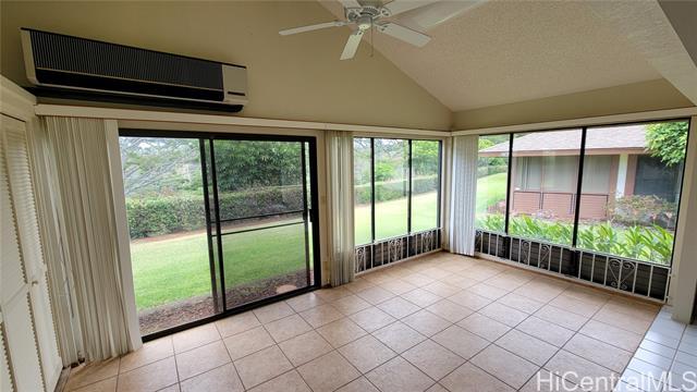 Building Photo - 98-1752-1752 Ka?ahumanu St