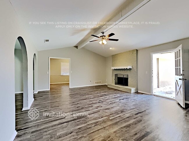 Building Photo - 919 Cypress Dr