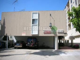 Primary Photo - 423 S Sherbourne Dr