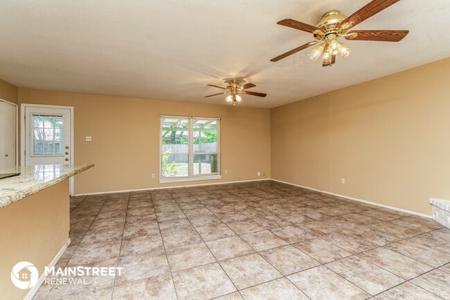 Building Photo - 7106 Flameleaf Pl