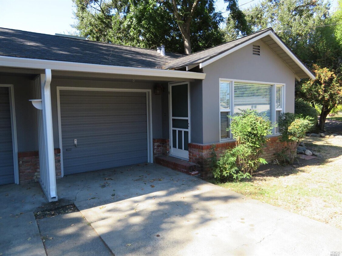 812 Lovers Ln, Vacaville, CA 95688 House Rental in Vacaville, CA