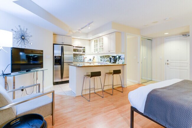 Photo du bâtiment - 140 Simcoe St