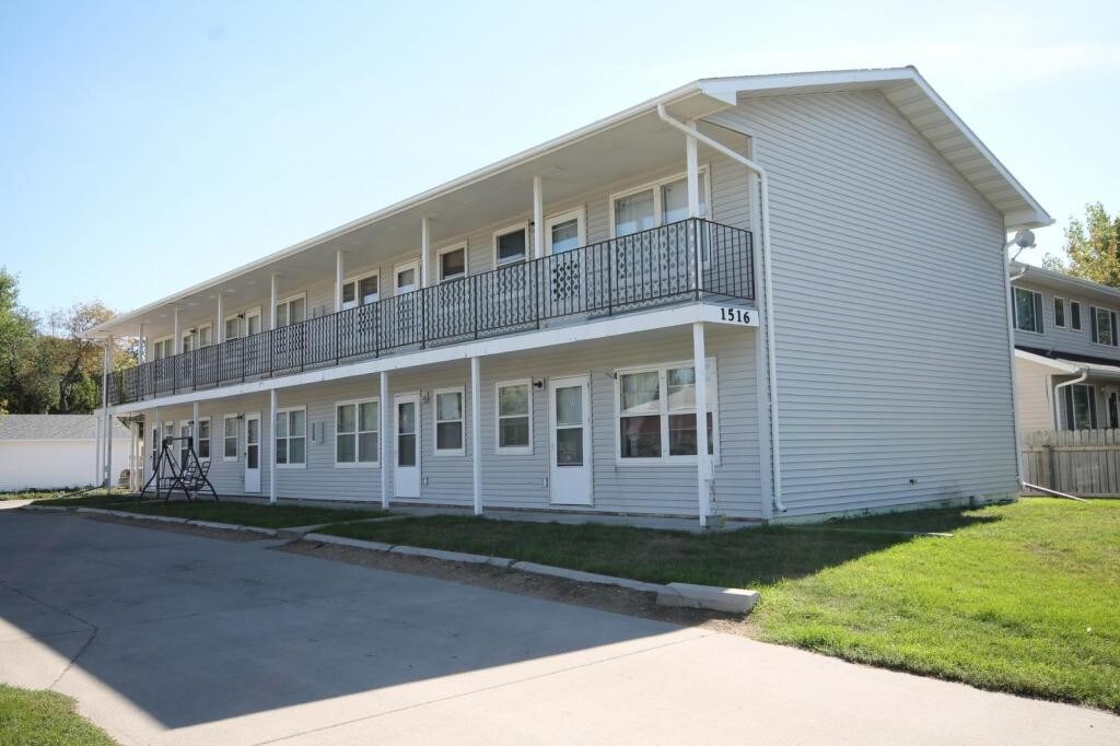 Primary Photo - 1516 N 6th St #8
