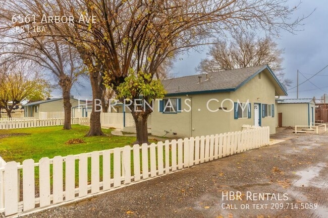 Building Photo - Tracy Single Story 3 Bedroom - Country Living