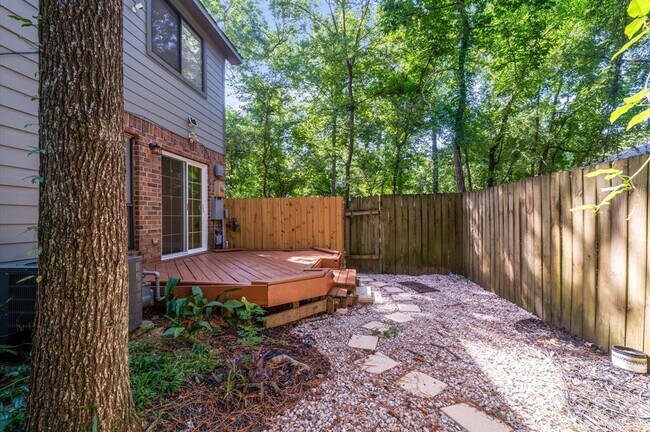 Foto del edificio - 30 Willowwood Cir