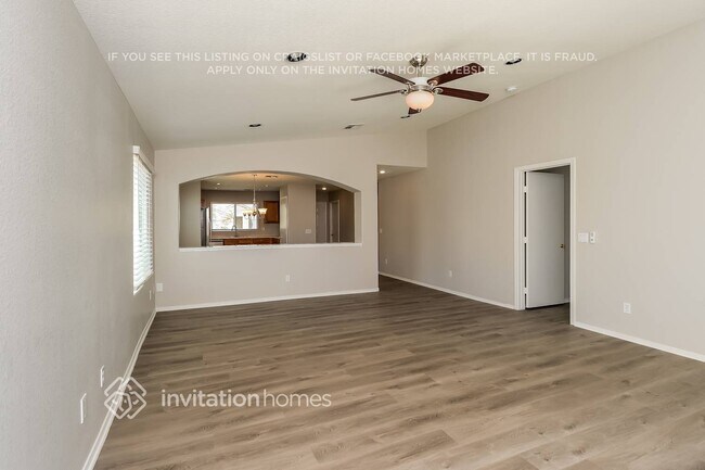 Foto del edificio - 1727 E Horseshoe Ave