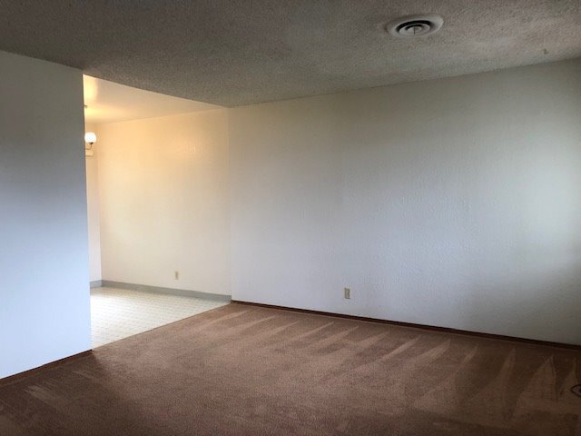 Building Photo - 581 Belden St