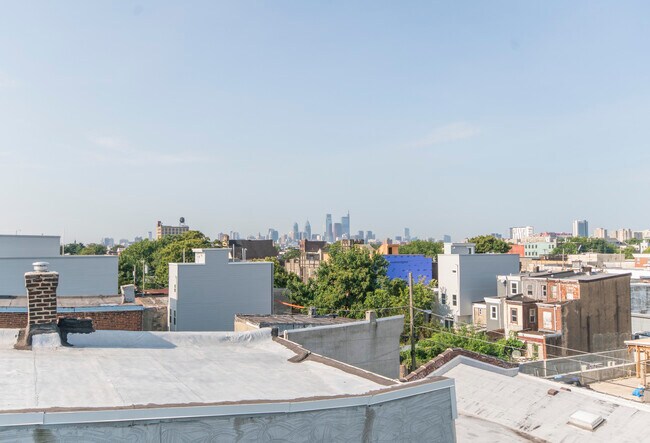 Foto del edificio - 2434 N Mascher St