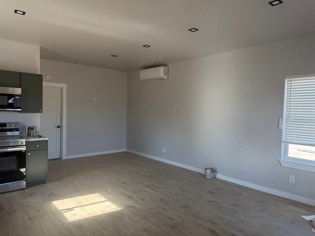 Foto del edificio - 159 Finn Ln