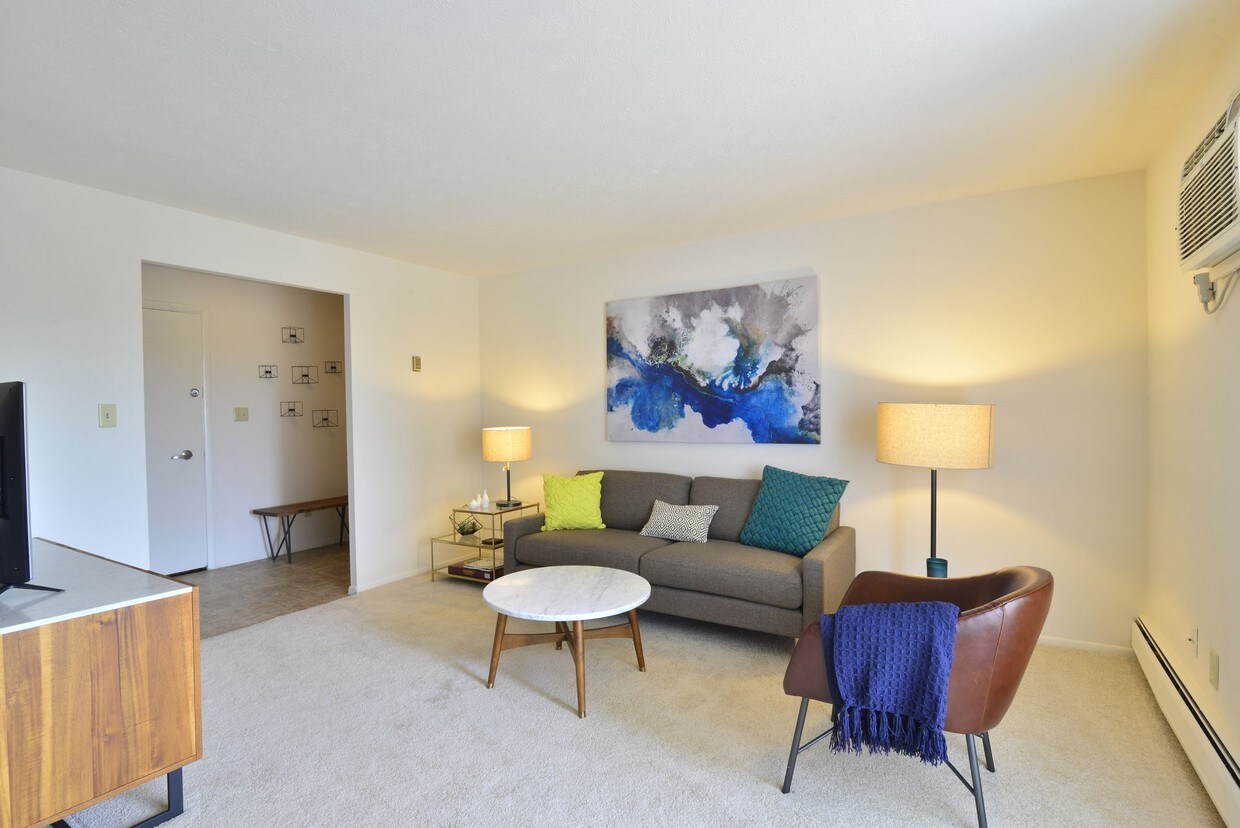 Midtown Towers Apartments Parma, OH