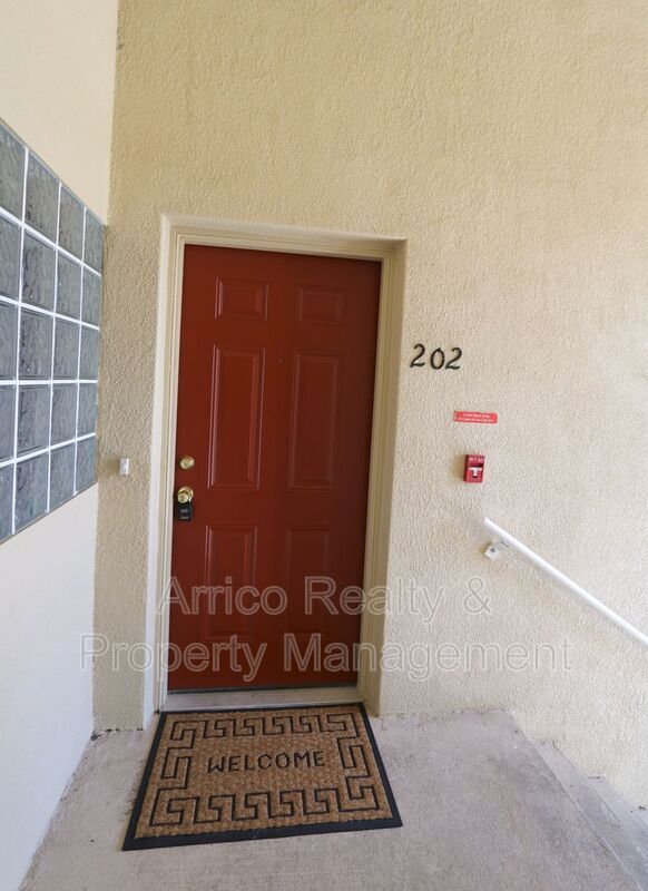 Building Photo - 6019 Portsdale Pl