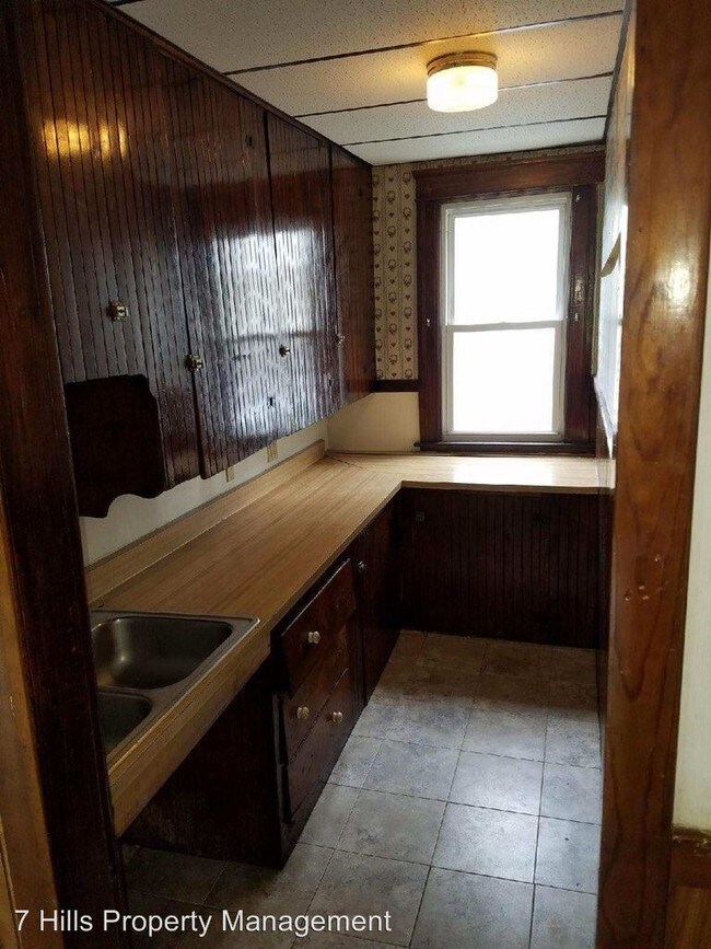 Building Photo - 159 Cohasset St