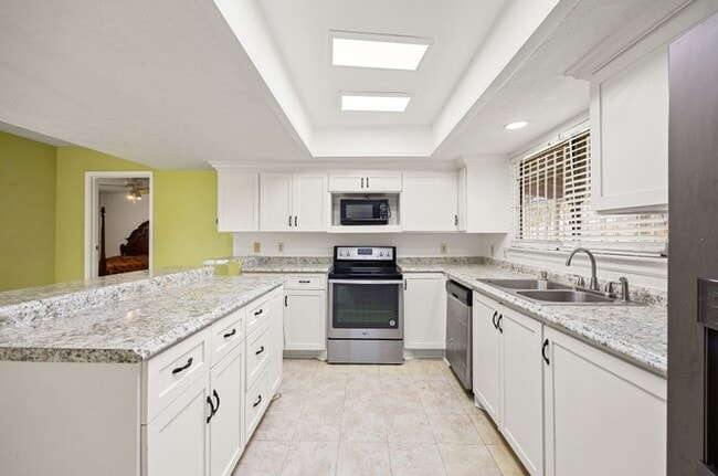 Foto del edificio - 8602 Pottinger Dr