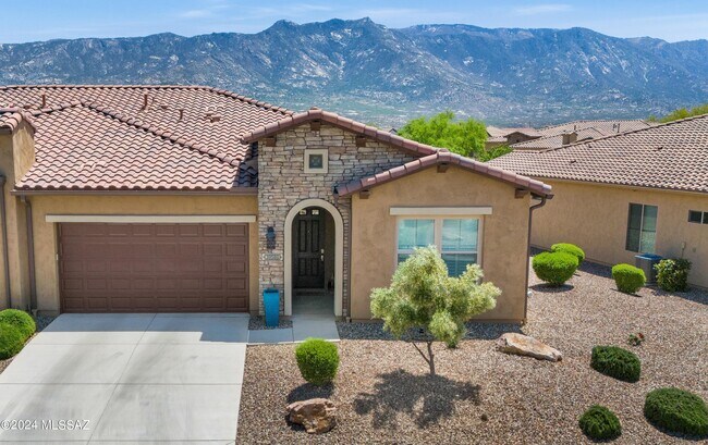 Building Photo - 39589 S Summerwood Dr