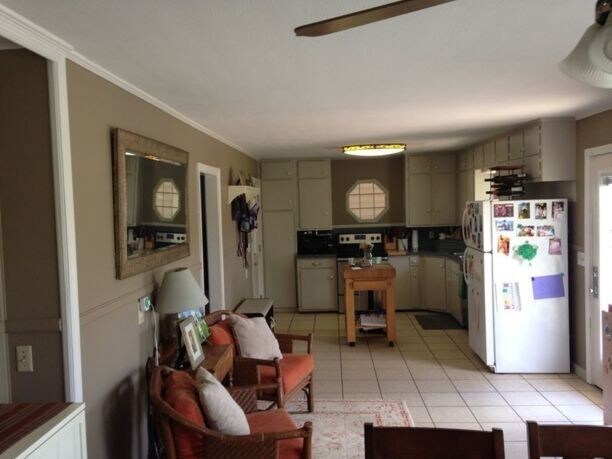 Foto del edificio - 2040 1st Ave