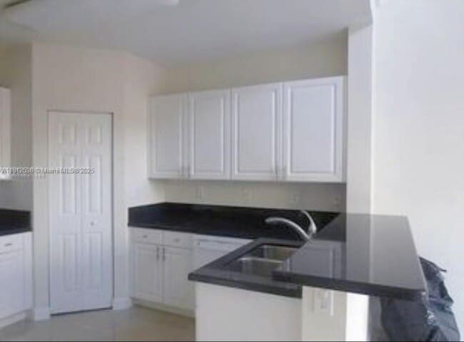 Building Photo - 7332 NW 112th Ct