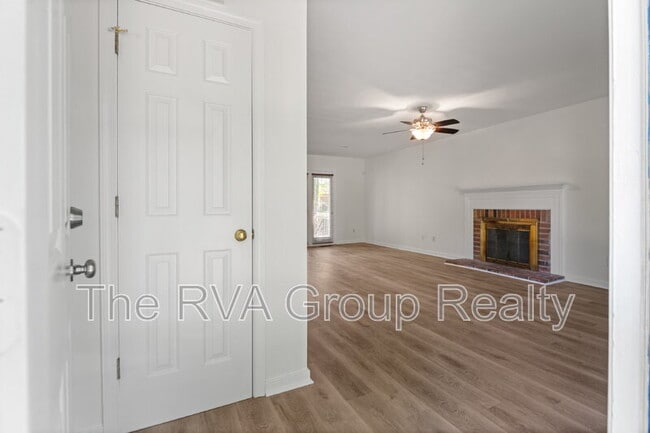 Foto del edificio - 2307 Krossridge Ct