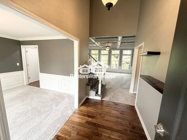Foto del edificio - 15601 Maple St