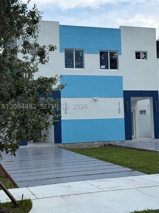 Building Photo - 2100 NW 102nd St