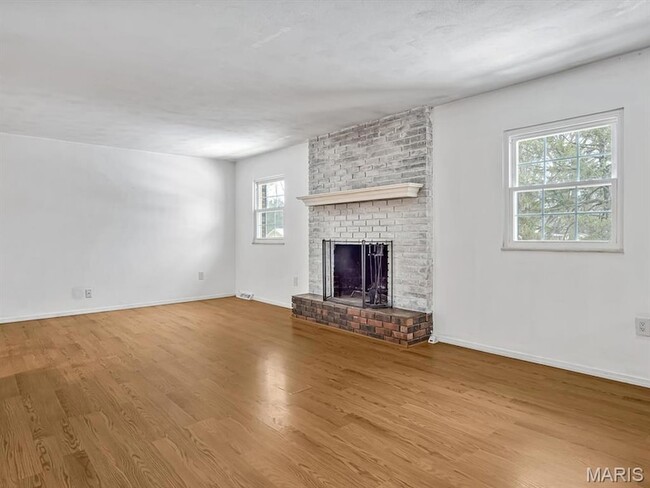 Photo - 217 Jubaka Dr House