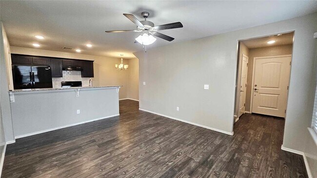 Building Photo - 8803 SW 45th St