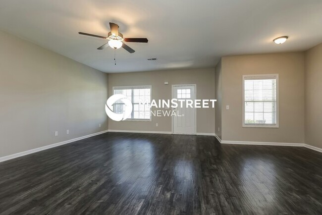 Building Photo - 901 Beverly Ct