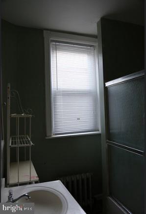 Foto del edificio - 3212 H St