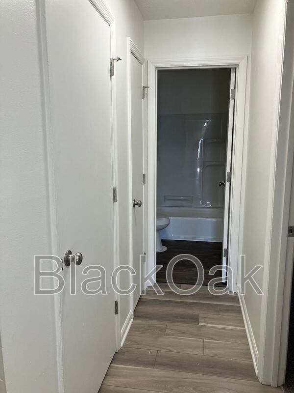Foto del edificio - 735 Perryville St