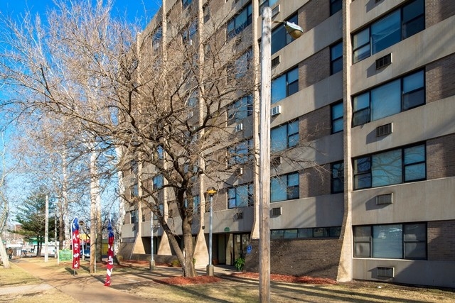 Building Photo - The Regency at Saint Louis