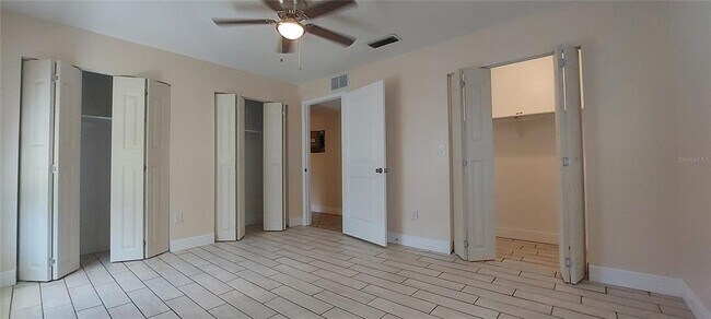 Building Photo - 11345 Circle Way