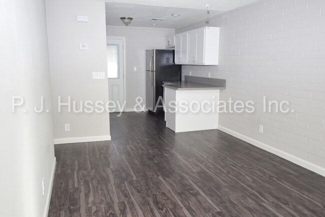 Building Photo - 7304 E Belleview St #1