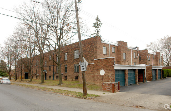 Building Photo - Park Plaza