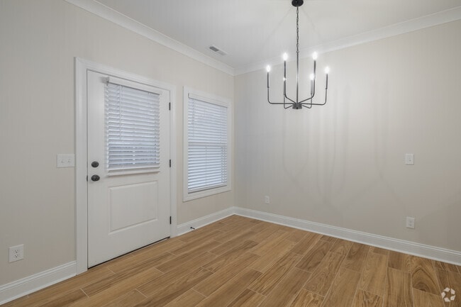 2BR, 2.5BA - 1,360SF - Dining Room - 420-432 Wren Crest Ln