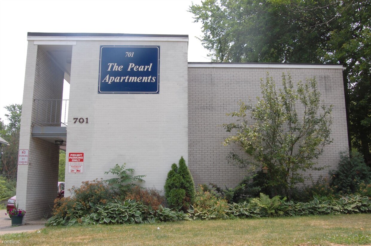 Primary Photo - 701 Pearl St