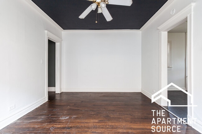 Foto del edificio - 4112 N Broadway