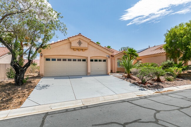 Building Photo - 4105 Demoline Cir