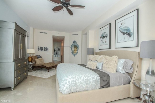 Building Photo - 2 br, 2 bath Condo - 509 W Bay St Unit 205
