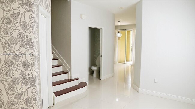 Foto del edificio - 1491 SE 25th Ter