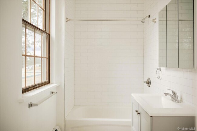 Building Photo - 5728 Third St