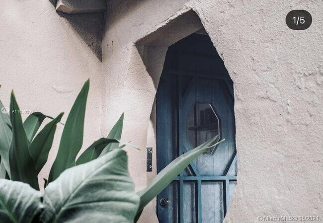 Foto del edificio - 3131 Gifford Ln