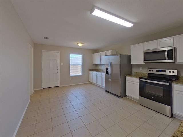 Building Photo - 9004 Cheswick Dr