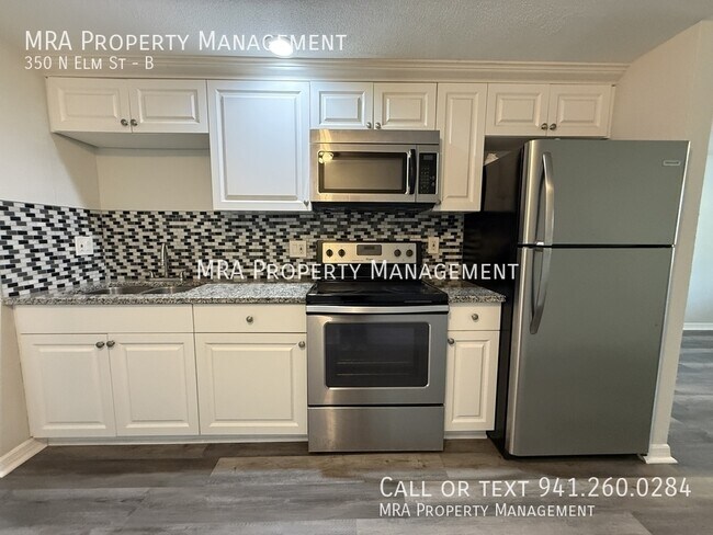 Foto del edificio - 350 N Elm St