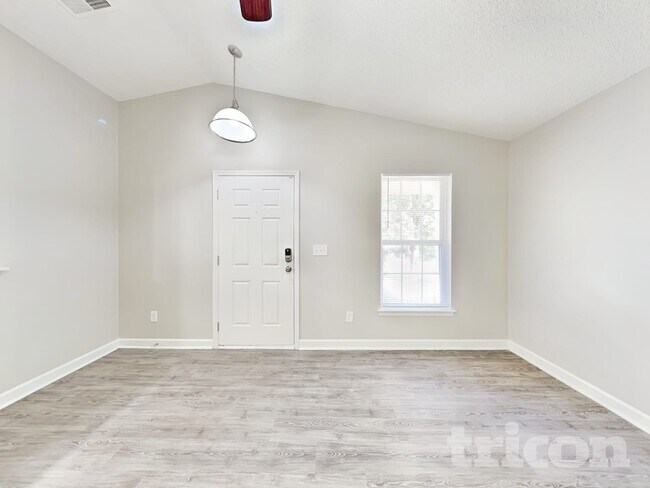 Building Photo - 1027 Alston Hill Dr