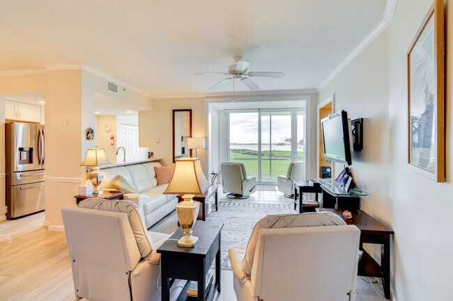 Foto del edificio - 5799 NE Island Cove Way