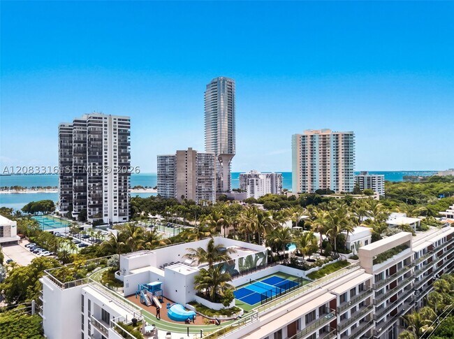 Building Photo - 2200 Brickell Ave