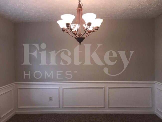 Foto del edificio - 3421 Lynley Mill Ln